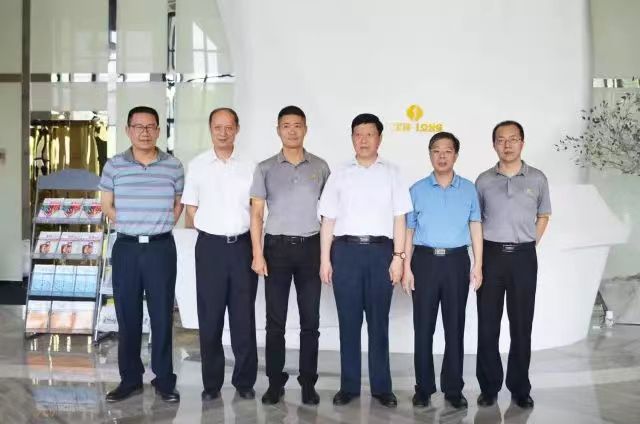 金書(shū)波委員蒞臨達(dá)意隆考察調(diào)研